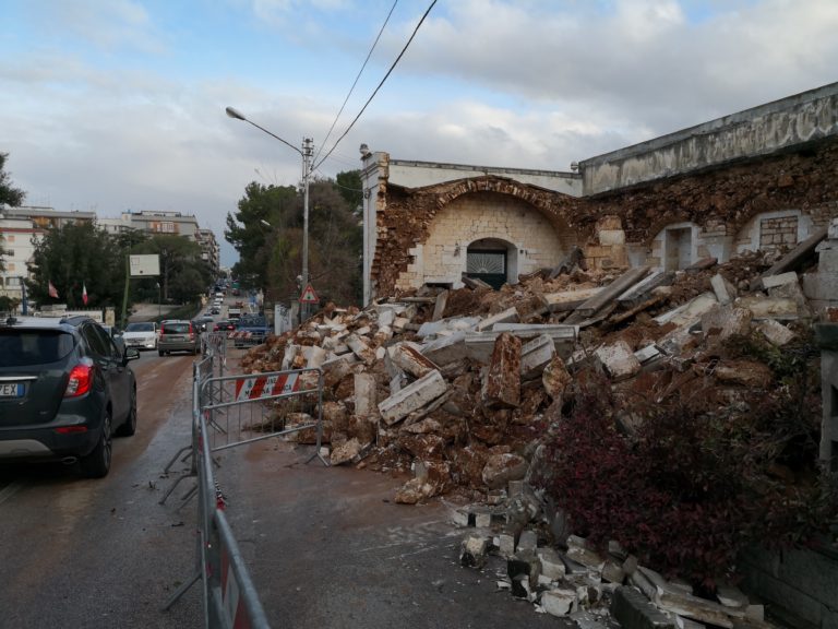 Martina Franca crollo villa