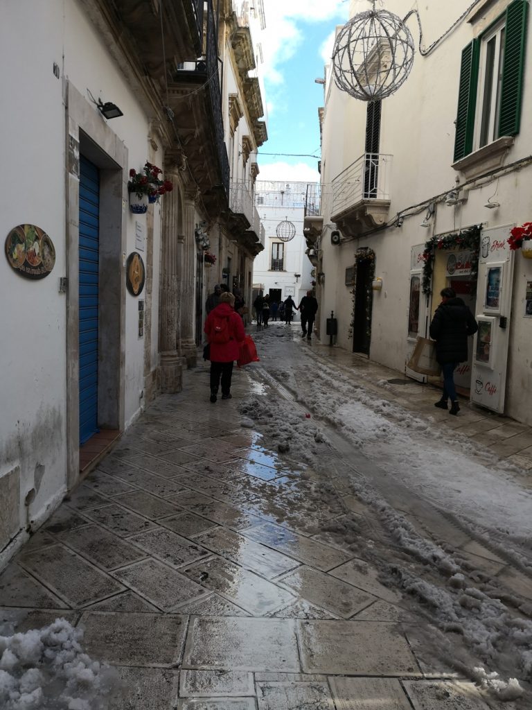E venne la pioggia in loro soccorso, ma