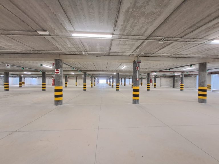 parcheggio orti del duca interno