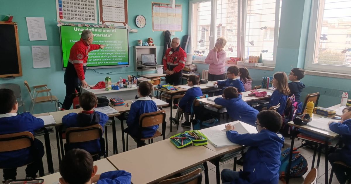 Incontro sulla sicurezza a scuola con Protezione Civile e studenti a Martina Franca