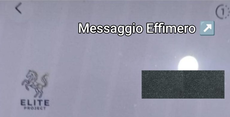 Una lettera effimera inviata a un giovane calciatore, con dati personali oscurati.