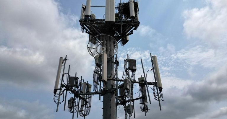 Foto di repertorio a scopo puramente illustrativo. L’immagine non ritrae l’antenna di contrada Tre Tornesi oggetto dell’articolo.